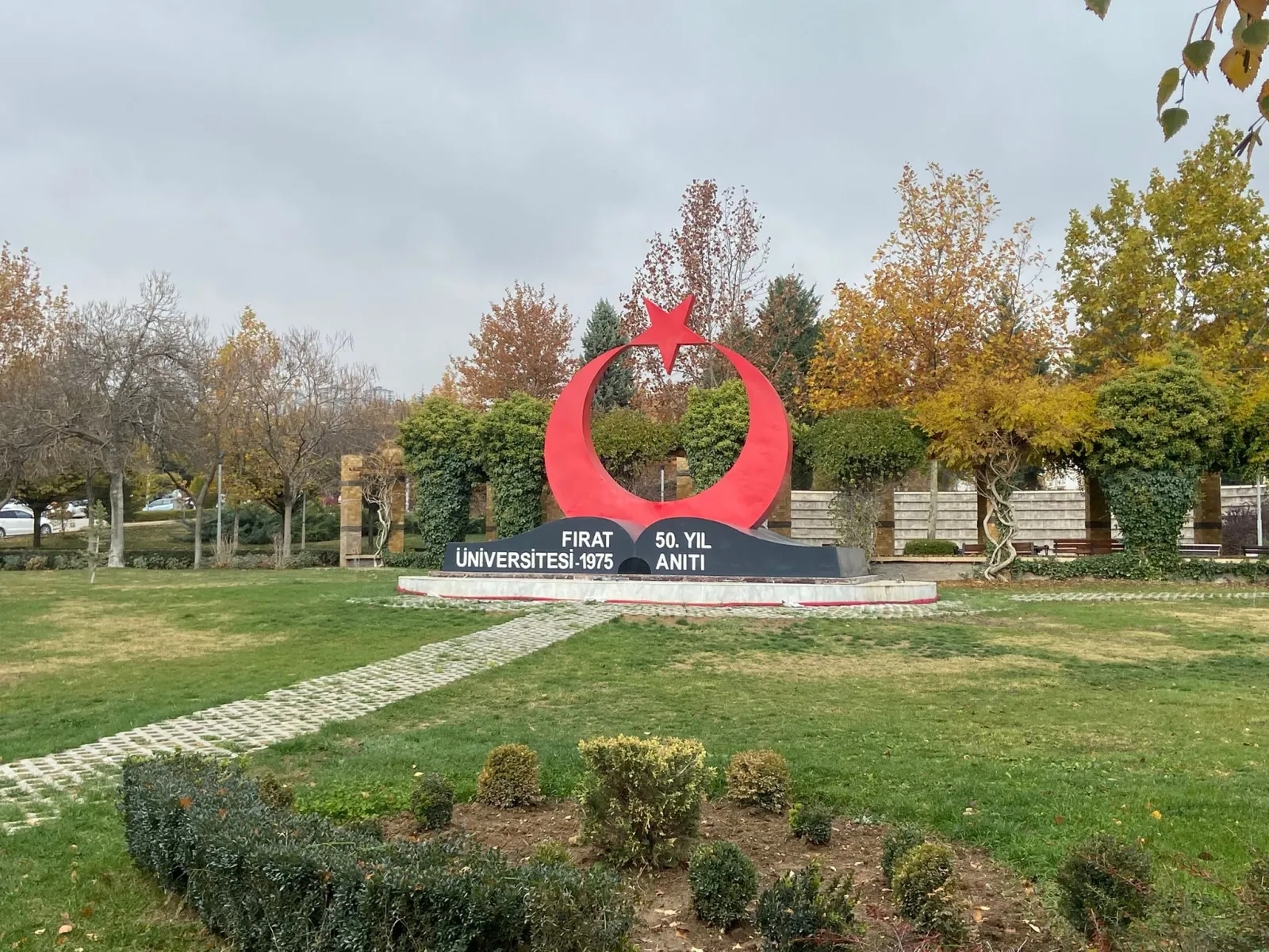 Manşet: FIRAT ÖĞRENCİLERİNDEN ÜNİVERSİTEMİZE BAKIŞ