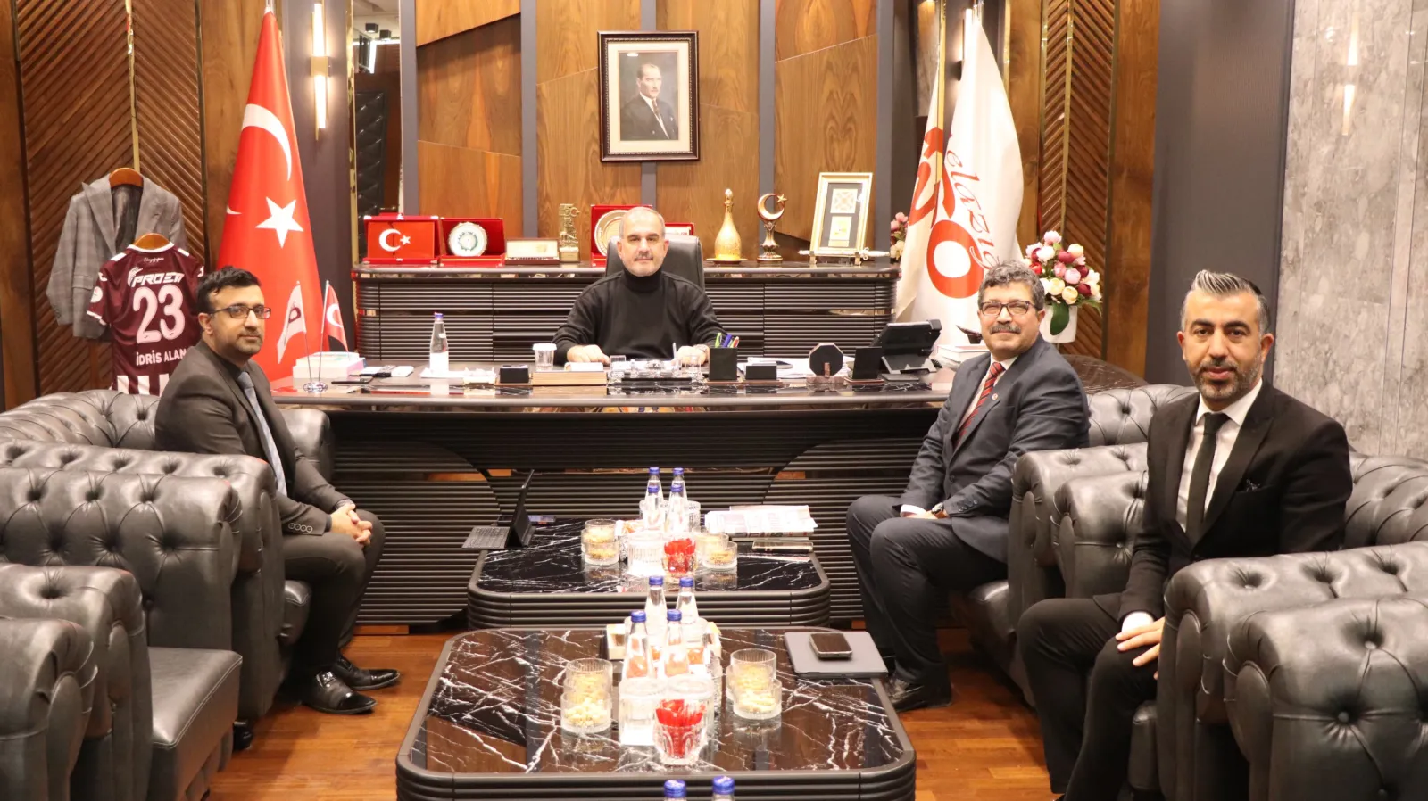 Trend Haber: GAZETEMİZDEN ELAZIĞ TİCARET ODASI BAŞKANI İDRİS ALAN'A ZİYARET
