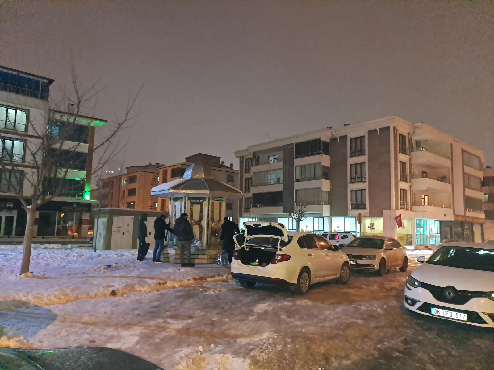 Manşet: ELAZIGDA KAR ÇOK SU YOK