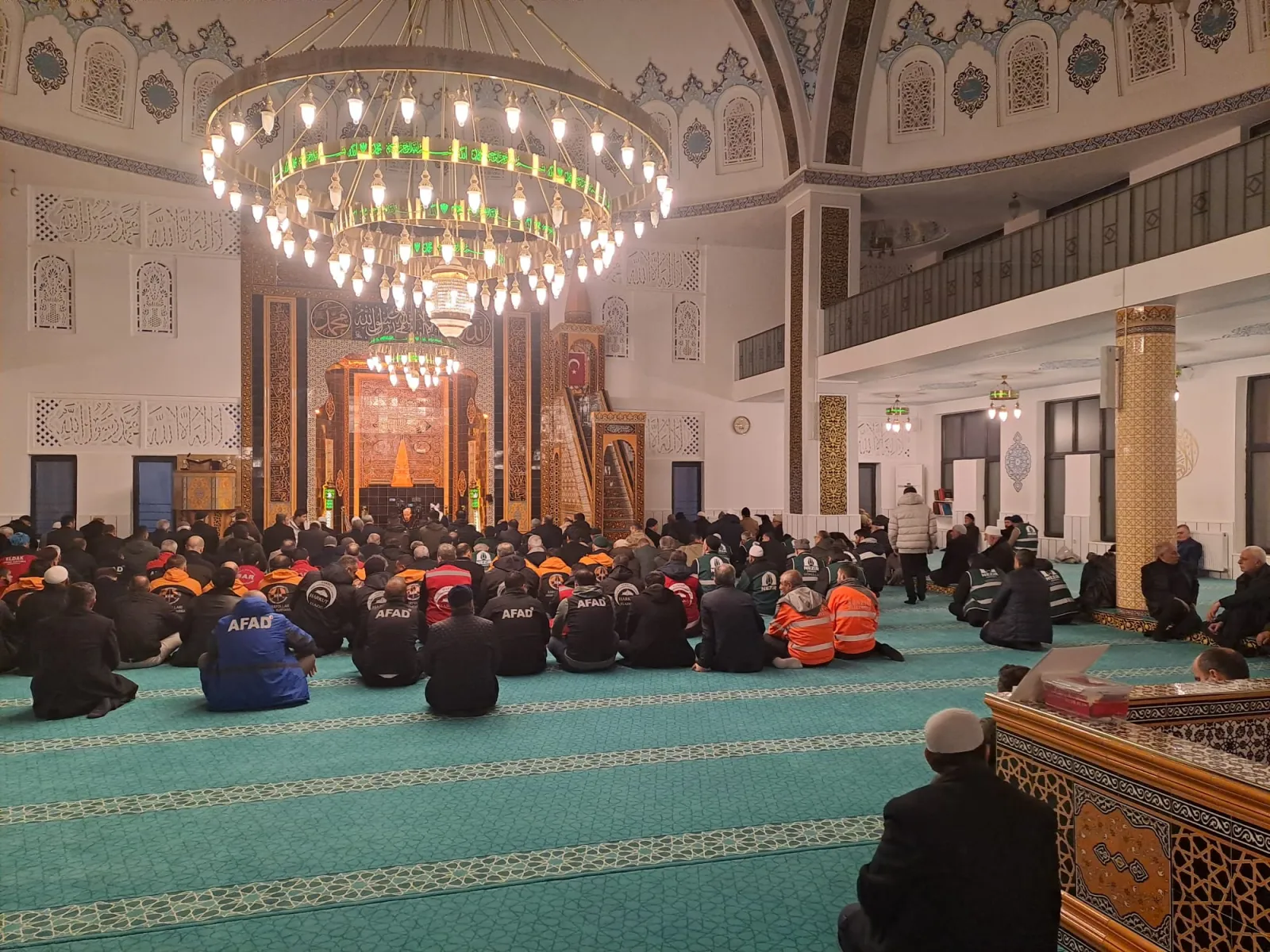 Trend Haber: 6 ŞUBAT 2023 DEPREMİ DOLAYISIYLA ELAZIĞ İMAM-I AZAM CAMİİNDE MEVLiT OKUTULDU