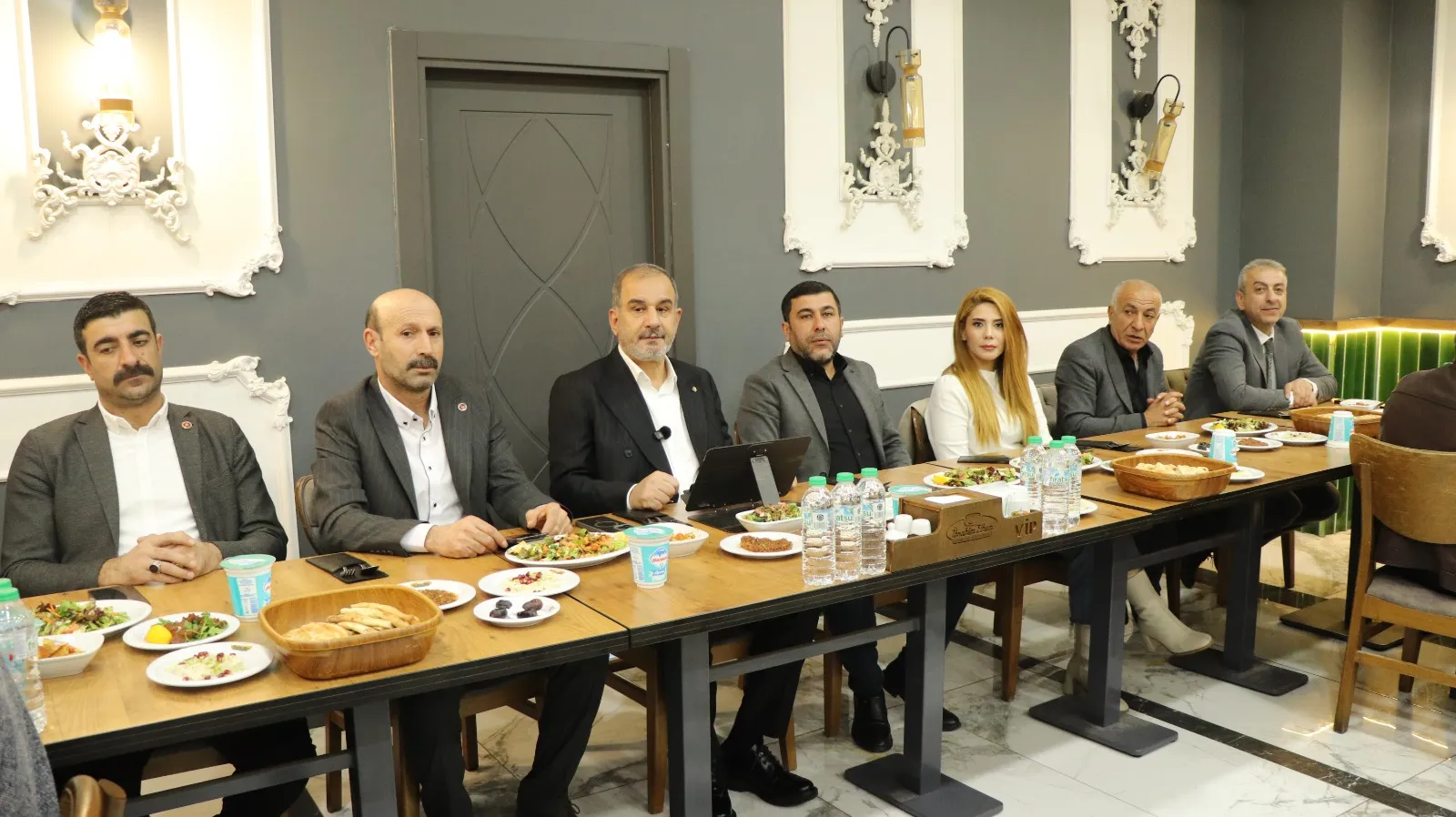 MAHALLE MUHTARLARIYLA İFTAR PROGRAMINDA BİR ARAYA GELEN ELAZIĞ TSO BAŞKANI ALAN: “AMACIMIZ GÜÇLÜ BİR ELAZIĞ İNŞA ETMEK”