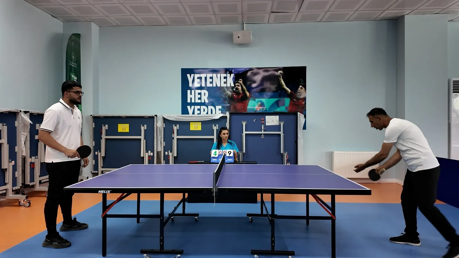 ELAZIĞ BELEDİYESİ’NİN DÜZENLEDİĞİ "ÖDÜLLÜ FERDÎ MASA TENİSİ" TURNUVASI TAMAMLANDI