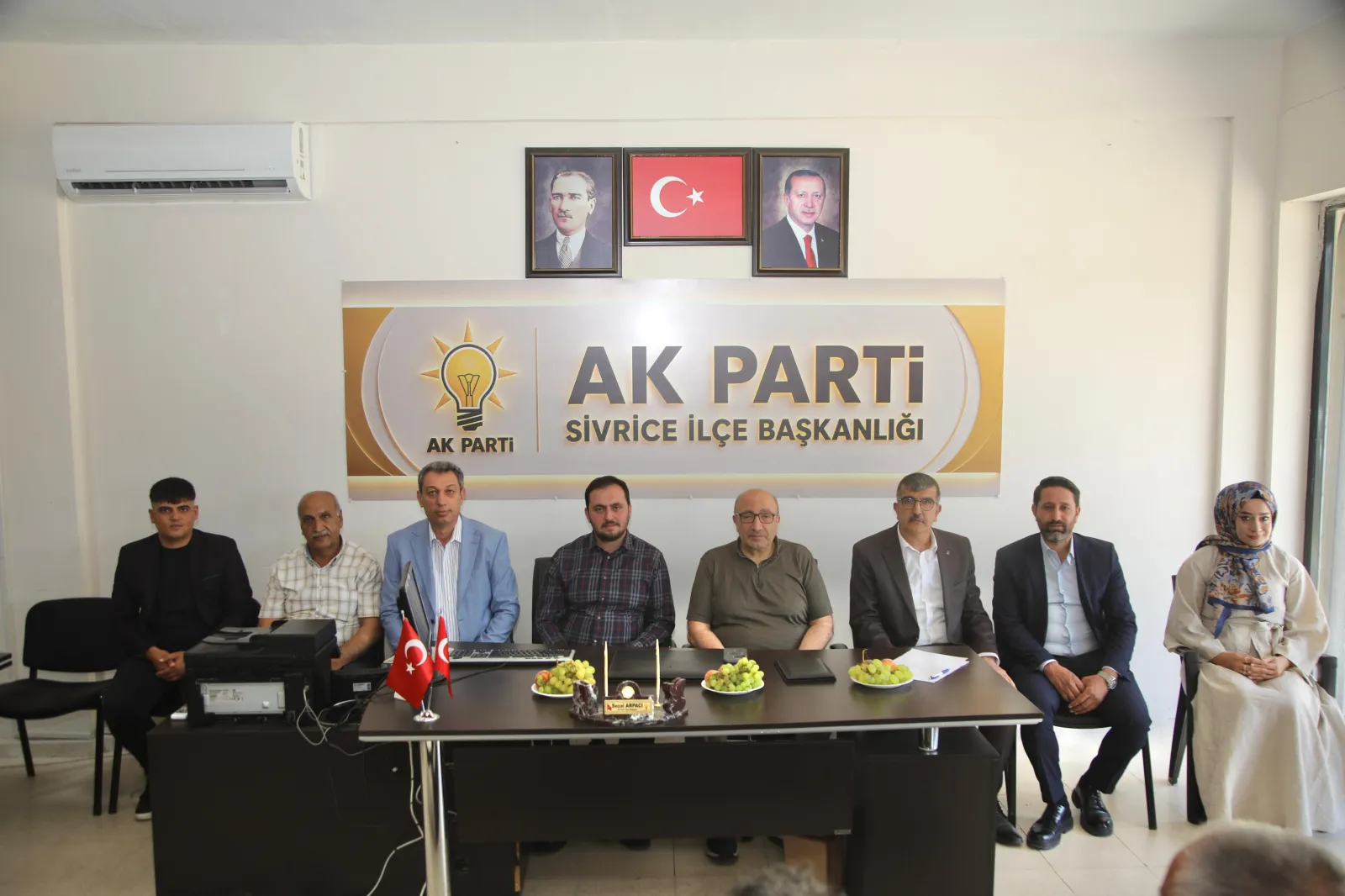 Manşet: AK PARTİ HEYETİ ELAZIĞ’IN ÜÇ İLÇESİNDE SAHADAYDI: İSTİŞARE, DEĞERLENDİRME VE GÖNÜL BULUŞMALARI