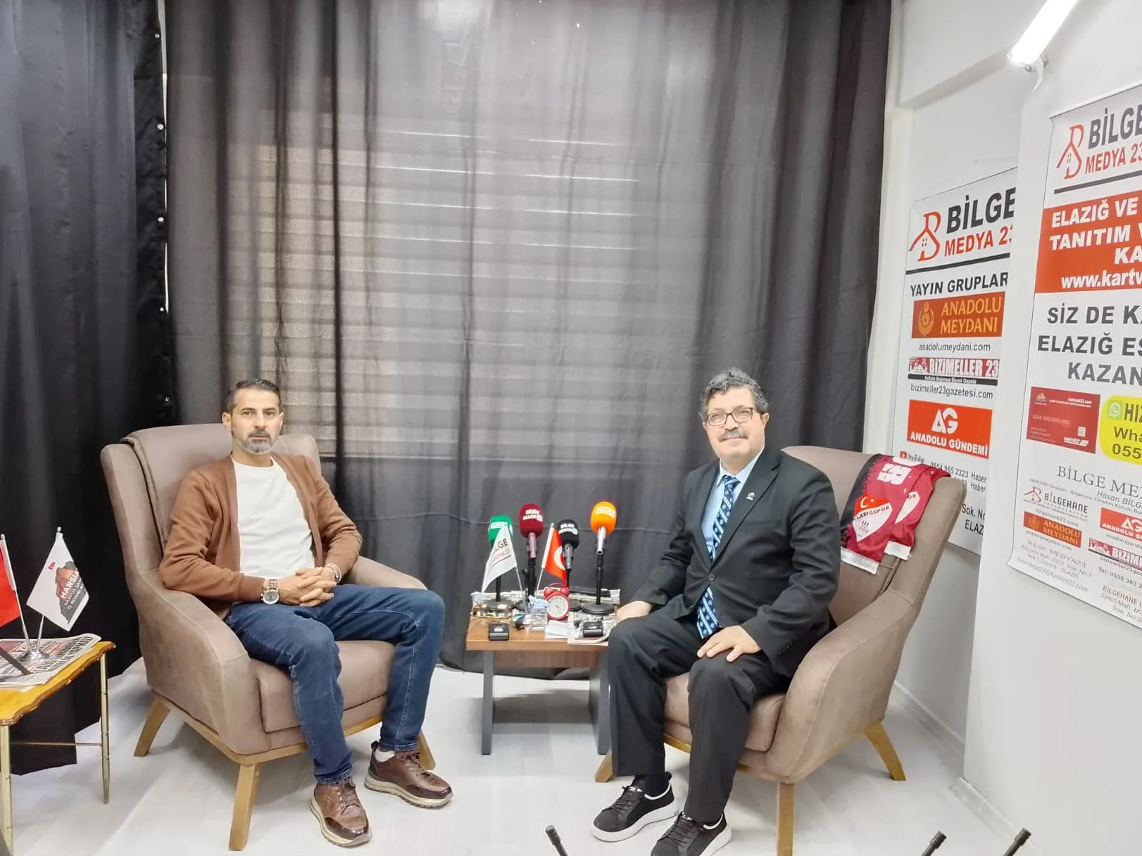 Manşet: ŞEHİR PENCERESİNDE  ELAZIĞ'IN MİMARİSİ KONUŞULDU