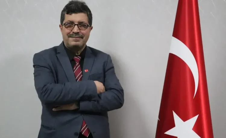 Hasan Bilge: “Kadınlar Baş Tacıdır, Annesizlik En Büyük Sınavdır”